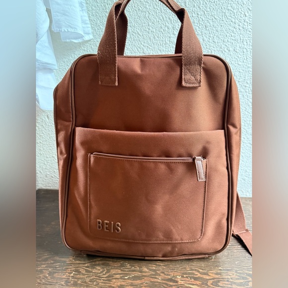 BEIS Expandable Backpack- Maple - Picture 4 of 4